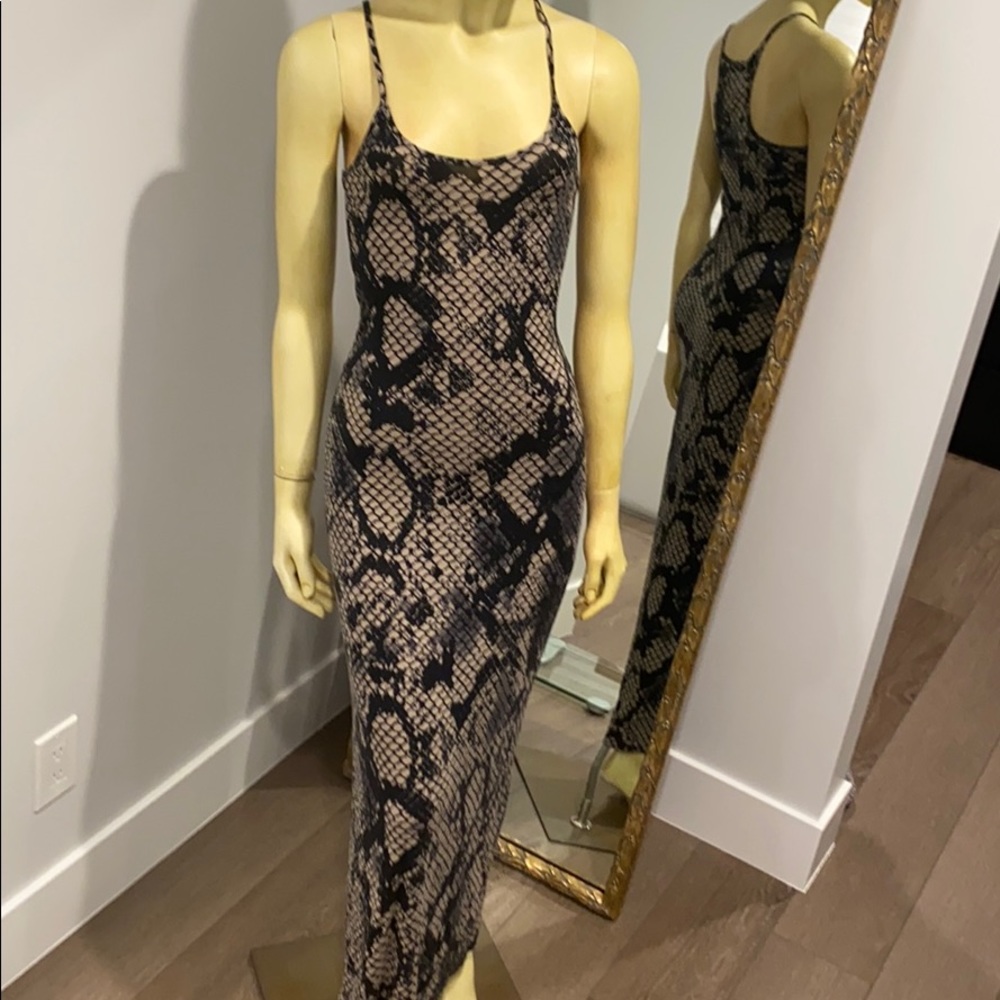 Maxi dress snake print